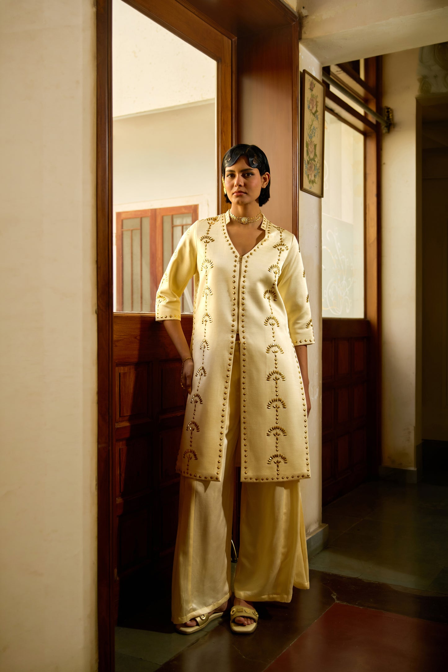 Suraj Pol Set - Ivory