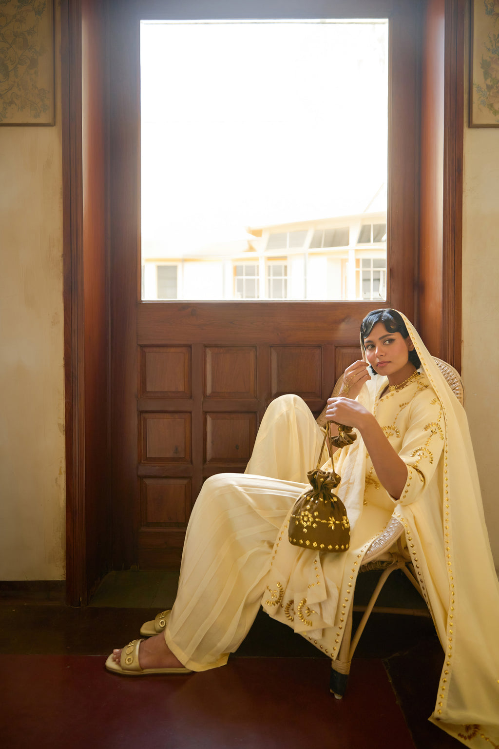 Suraj Pol Set - Ivory