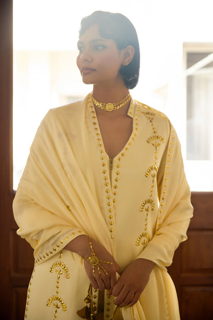 Suraj Pol Set - Ivory