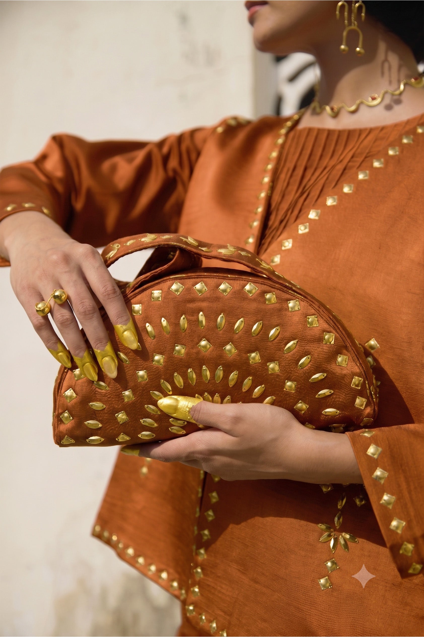 Aaroh Bag
